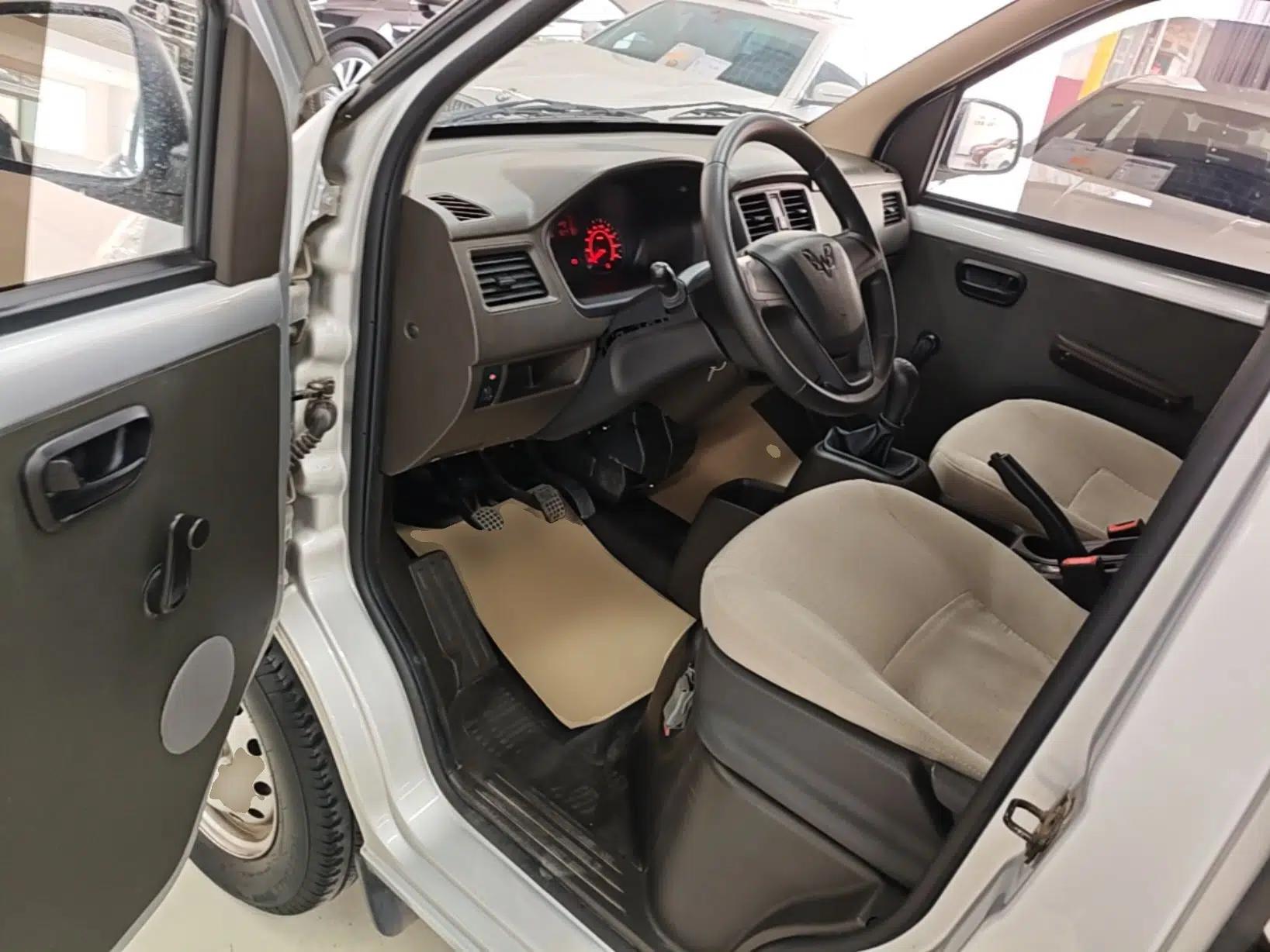 Wuling Rongguang S 2023 1.5L Basic Enclosed-Window Vehicle 2 Seats — миниатюра 19