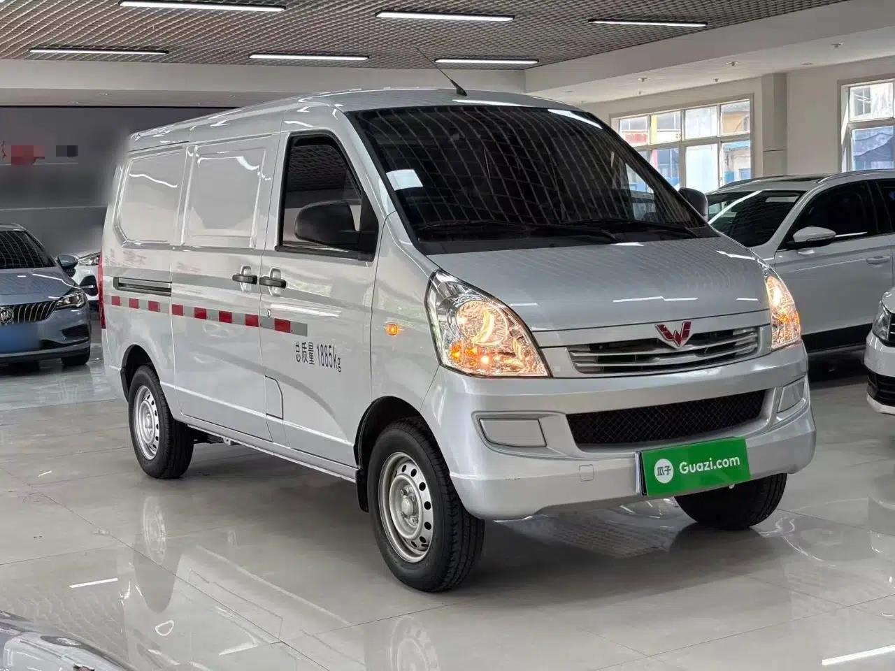 Wuling Rongguang S 2023 1.5L Basic Enclosed-Window Vehicle 2 Seats — миниатюра 3