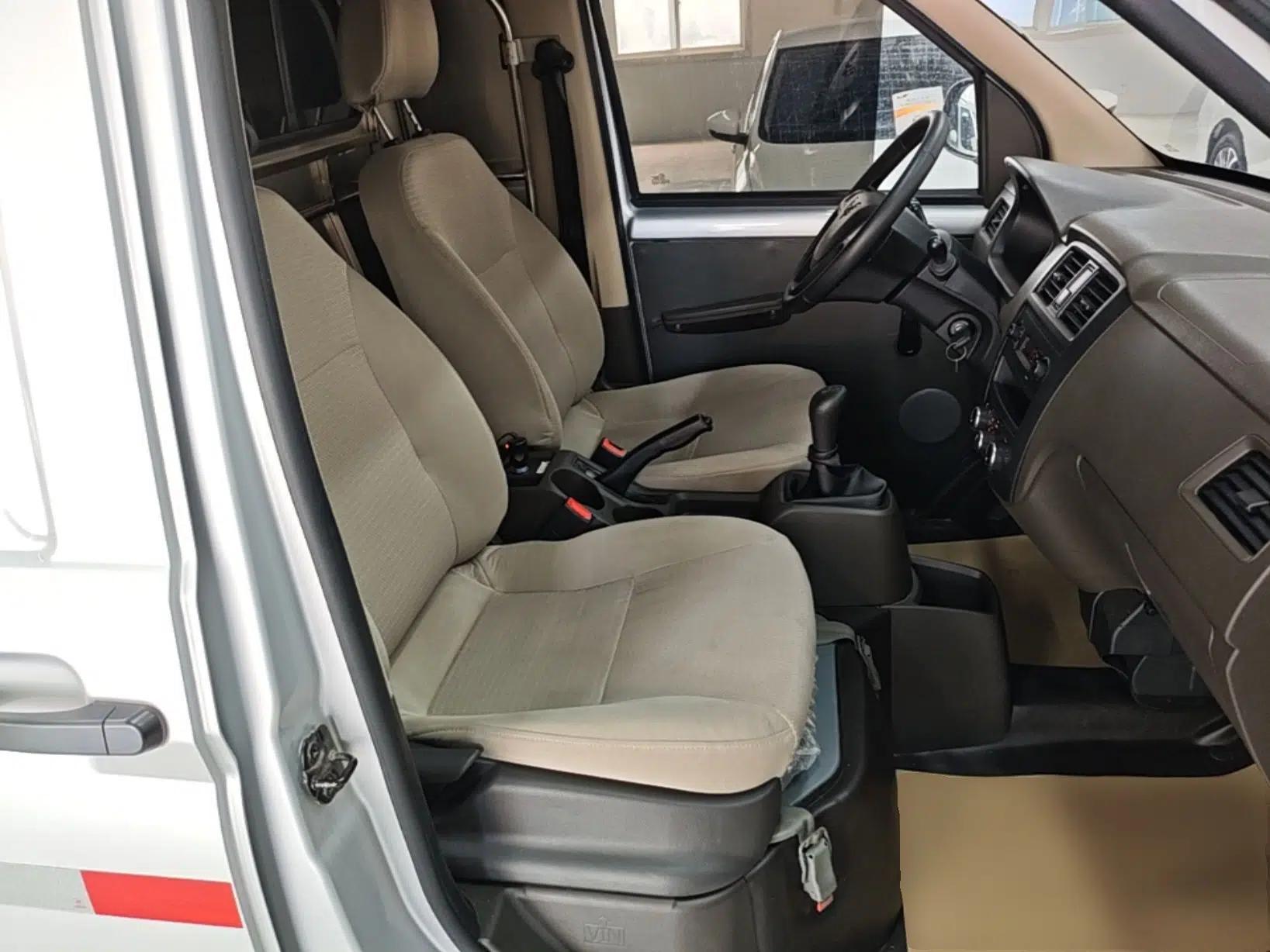 Wuling Rongguang S 2023 1.5L Basic Enclosed-Window Vehicle 2 Seats — миниатюра 23