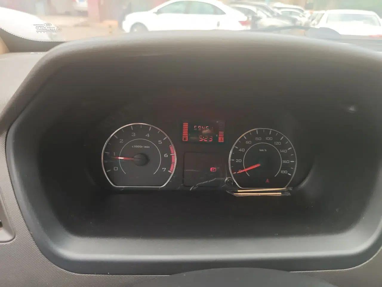 Wuling Rongguang S  — миниатюра 13