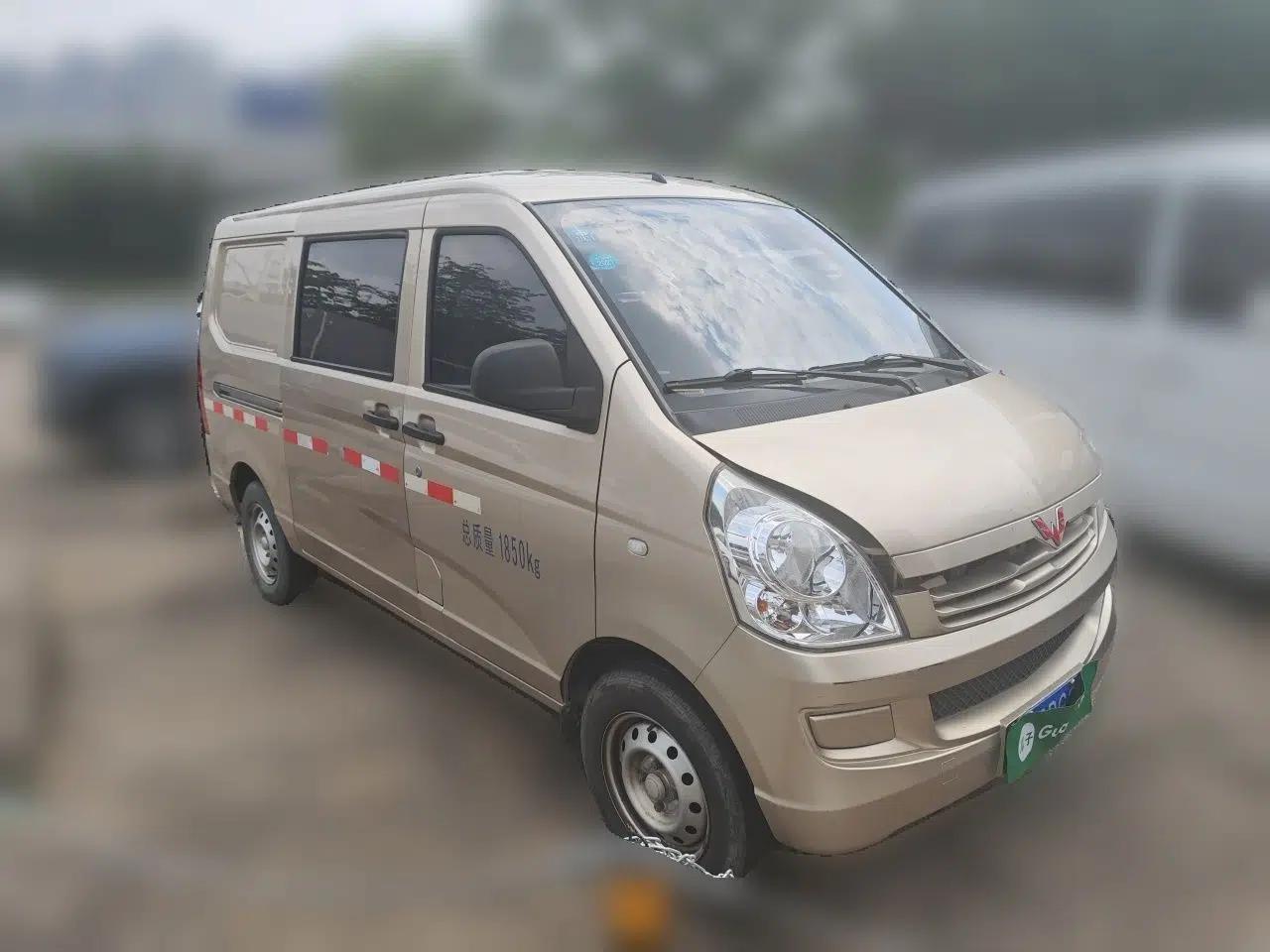 Wuling Rongguang S  — миниатюра 3
