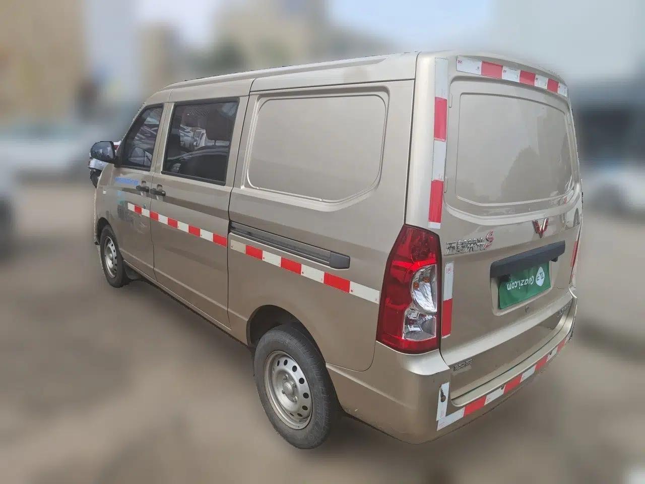Wuling Rongguang S  — миниатюра 4