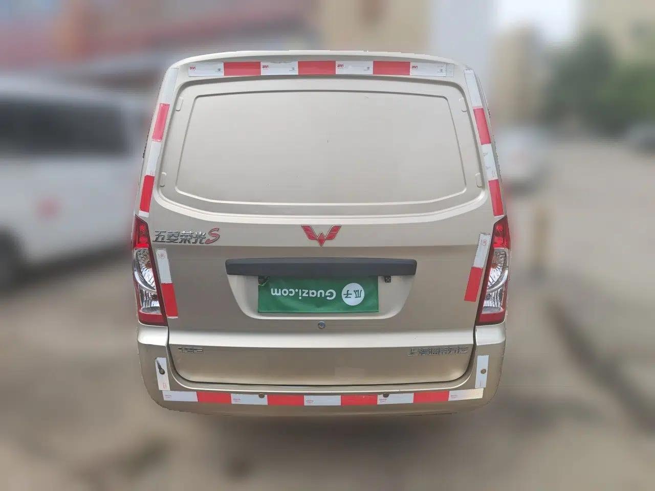 Wuling Rongguang S  — миниатюра 5