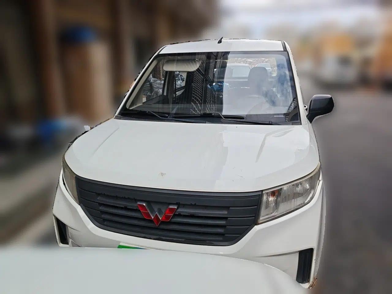Wuling Hongguang PLUS 2019 1.5T Manual Standard Version 7 Seats — миниатюра 2