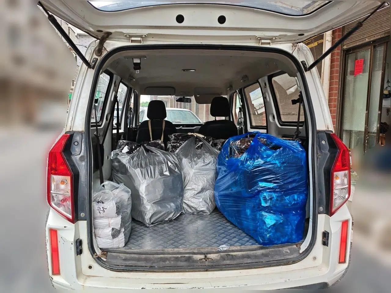 Wuling Hongguang PLUS 2019 1.5T Manual Standard Version 7 Seats — миниатюра 20
