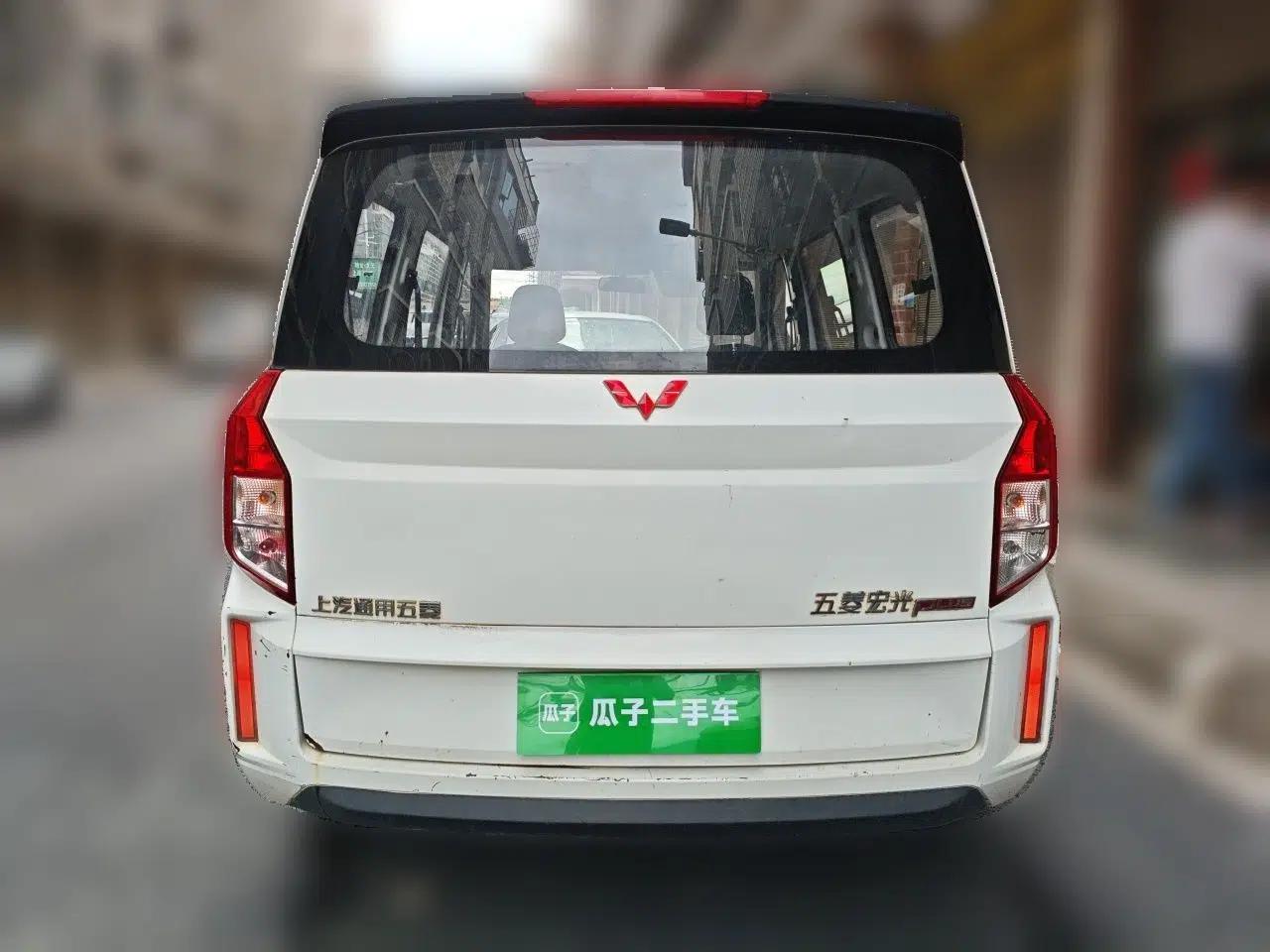 Wuling Hongguang PLUS 2019 1.5T Manual Standard Version 7 Seats — миниатюра 5