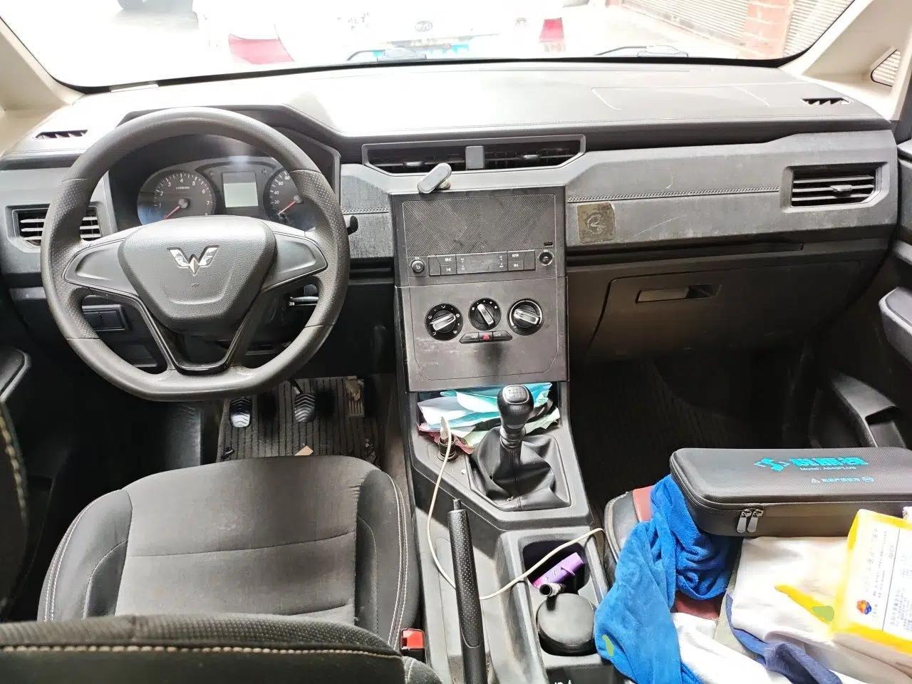 Wuling Hongguang PLUS 2019 1.5T Manual Standard Version 7 Seats — миниатюра 10