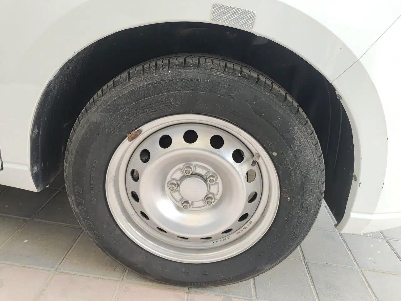 Wuling Hongguang PLUS 2019 1.5T Manual Wealthy Version 2 Seats — миниатюра 8