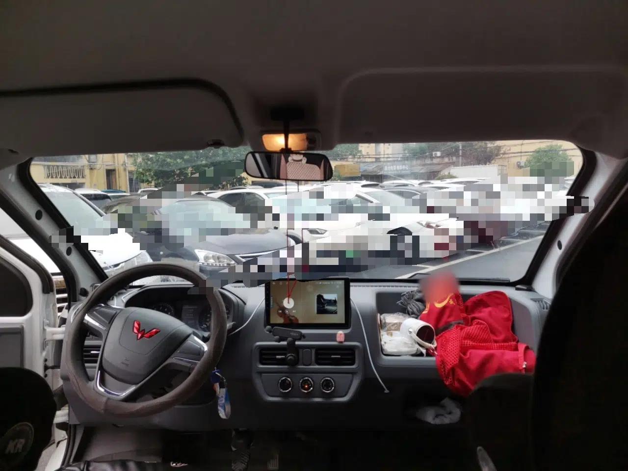 Wuling Yangguang 2024 300KM Comfort Version Passenger Van 75kW — миниатюра 19