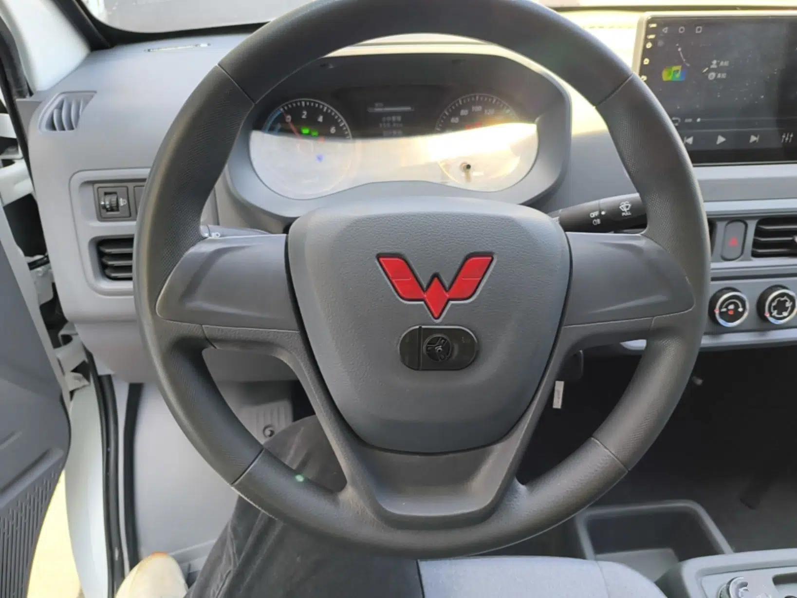 Wuling Yangguang 2024 300km Range Practical Window-Sealed Version 60kW — миниатюра 13