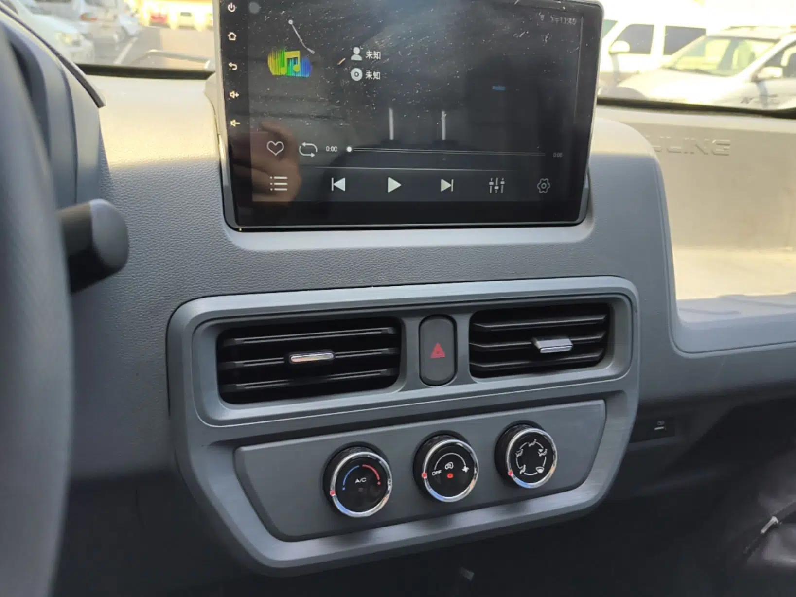 Wuling Yangguang 2024 300km Range Practical Window-Sealed Version 60kW — миниатюра 15
