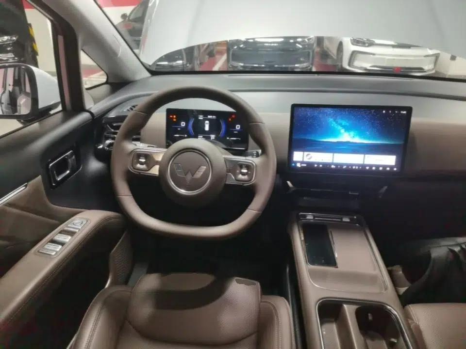 Wuling Starlight 730 2025 Model Plug-in Hybrid 125km Luxury Edition — миниатюра 14