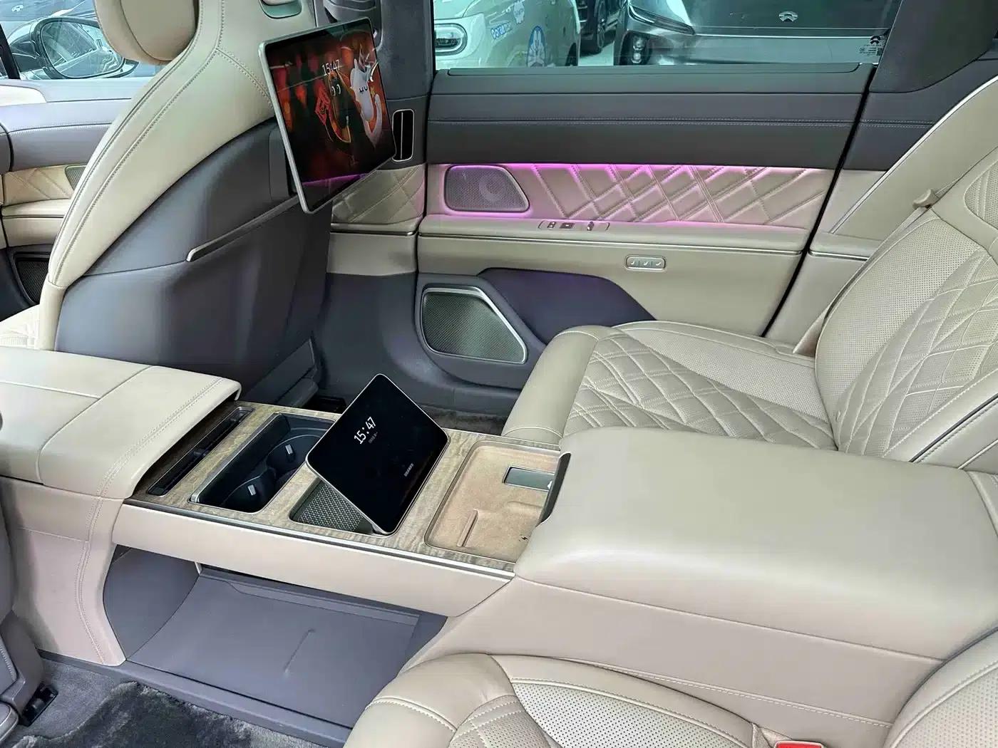 NIO ET9 2025 102kWh Signature Edition — миниатюра 17