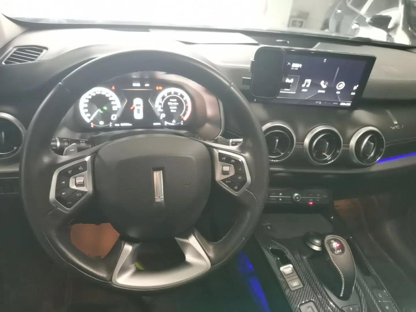 Wey VV6 2018 2.0T Two-Wheel Drive Flagship Version China V Standard — миниатюра 13