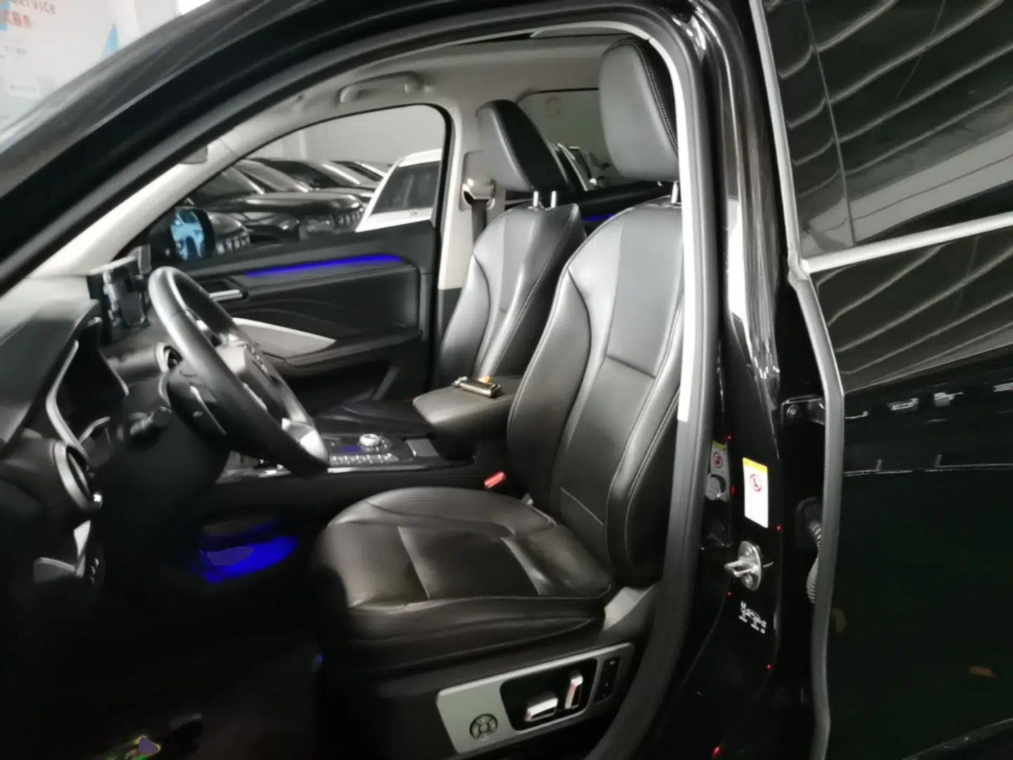 Wey VV6 2018 2.0T Two-Wheel Drive Flagship Version China V Standard — миниатюра 18