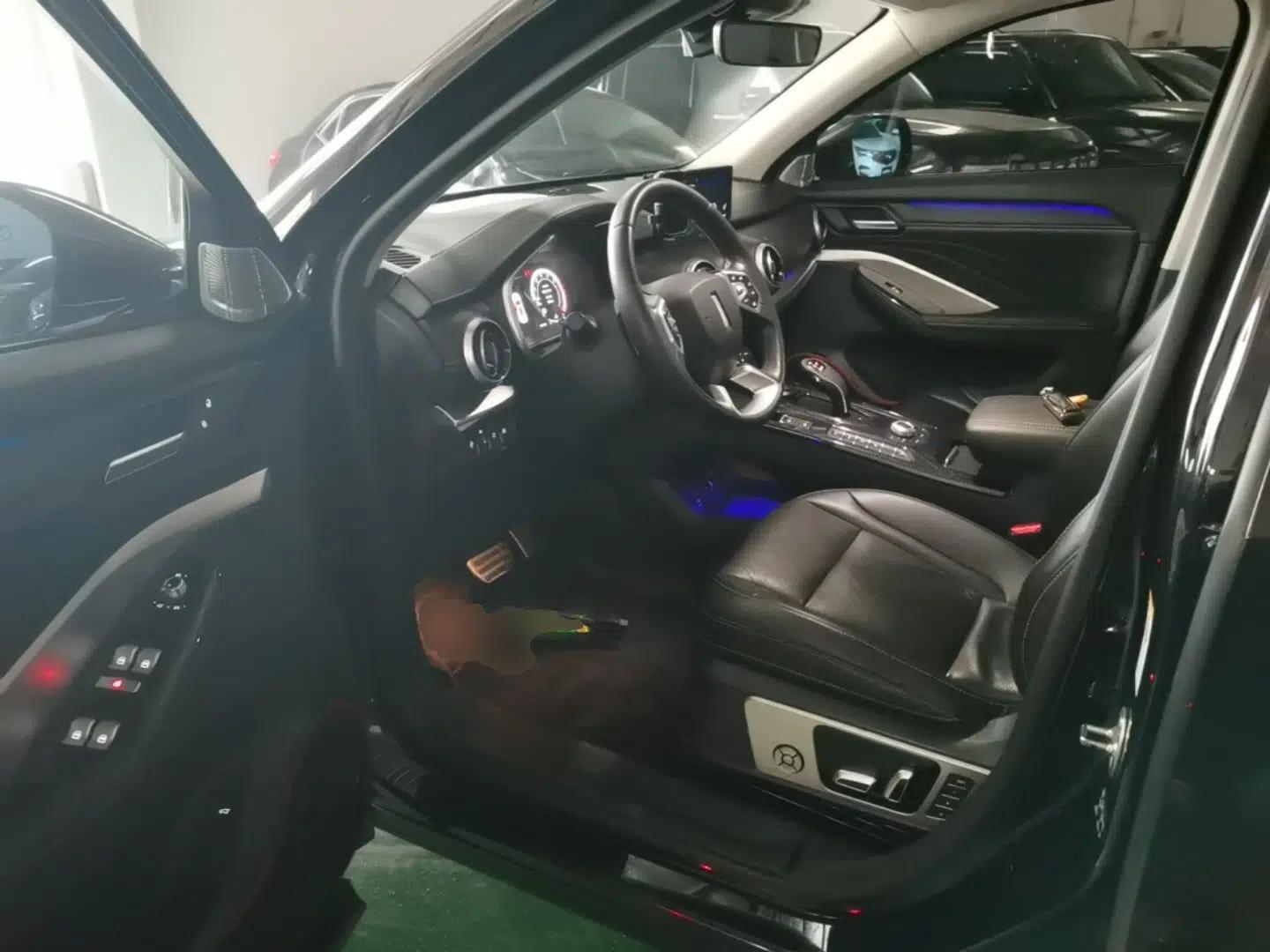 Wey VV6 2018 2.0T Two-Wheel Drive Flagship Version China V Standard — миниатюра 19