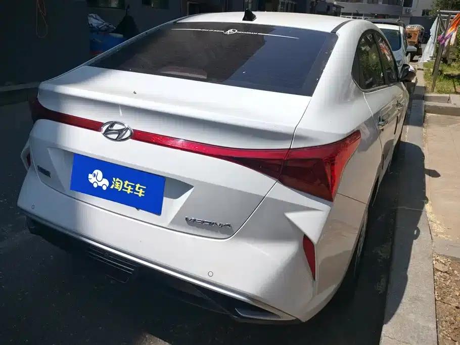 2020 Hyundai Verna 1.4L Manual GLS Cool Edition — миниатюра 3