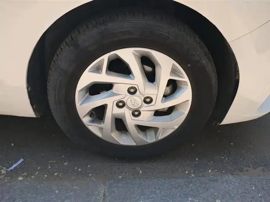 2020 Hyundai Verna 1.4L Manual GLS Cool Edition — миниатюра 6
