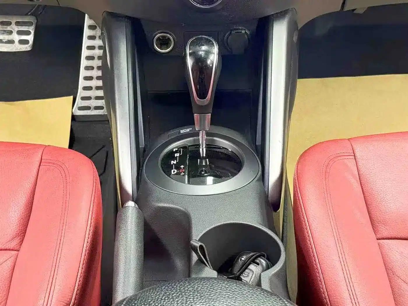 2015 Veloster 1.6T Automatic Luxury Edition — миниатюра 15