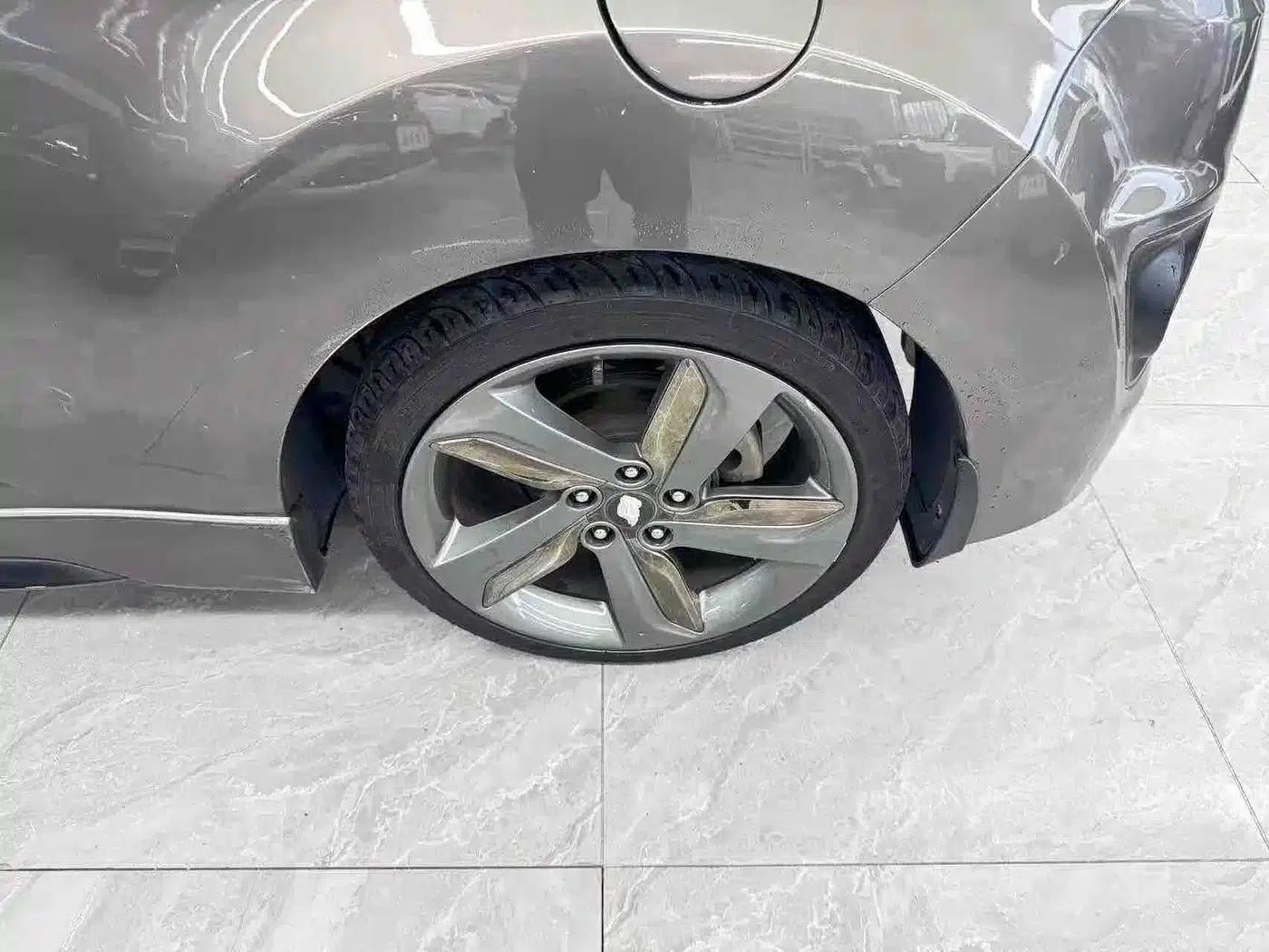 2015 Veloster 1.6T Automatic Luxury Edition — миниатюра 19
