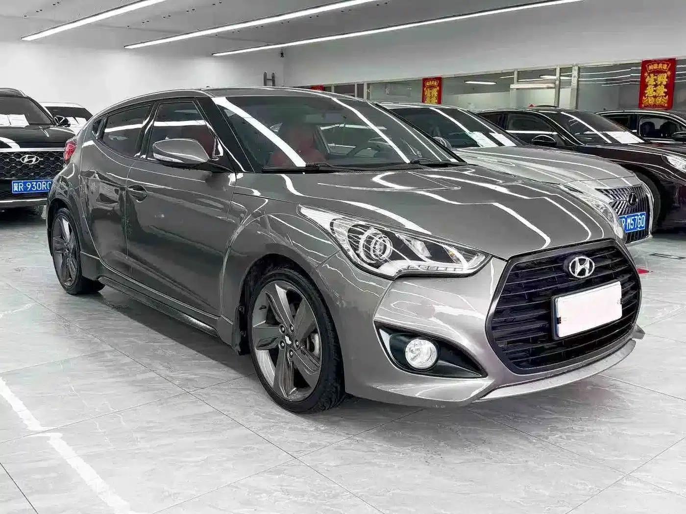 2015 Veloster 1.6T Automatic Luxury Edition — миниатюра 3