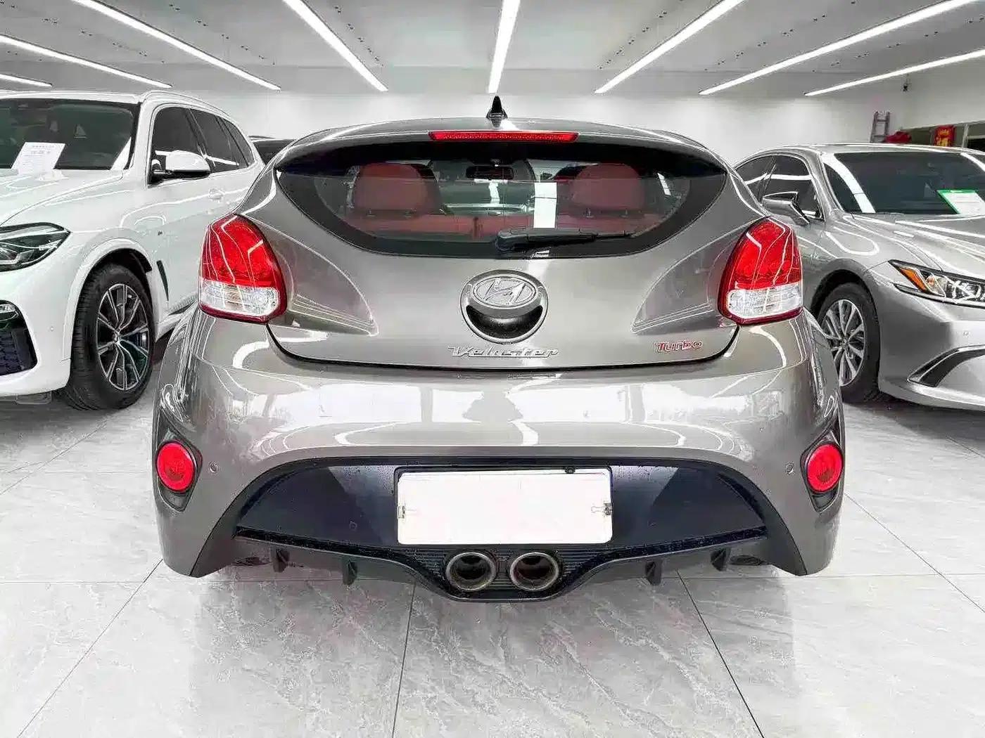 2015 Veloster 1.6T Automatic Luxury Edition — миниатюра 5