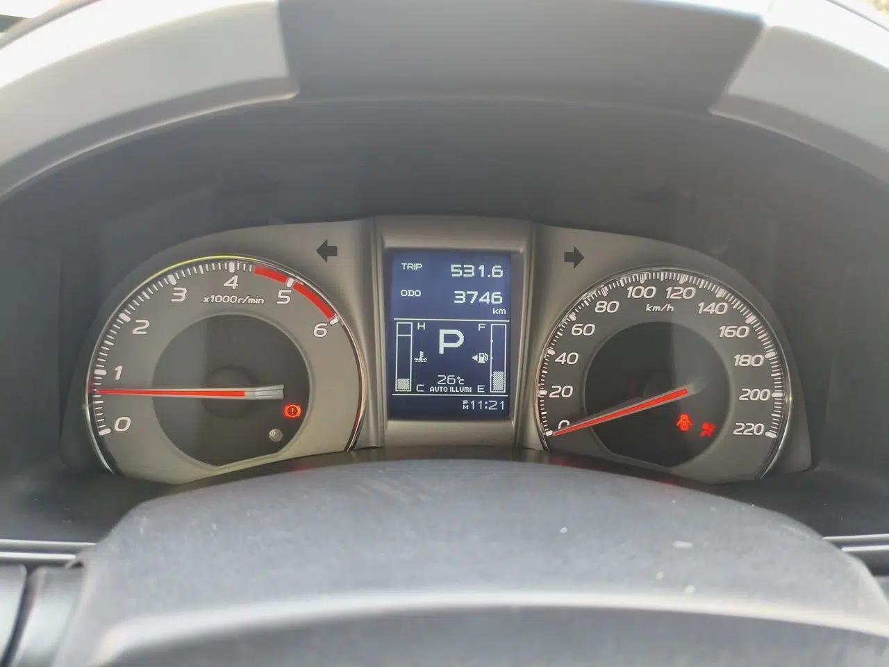 Isuzu mu-X 2015 3.0T 4x4 Automatic Luxury 7-Seater — миниатюра 12
