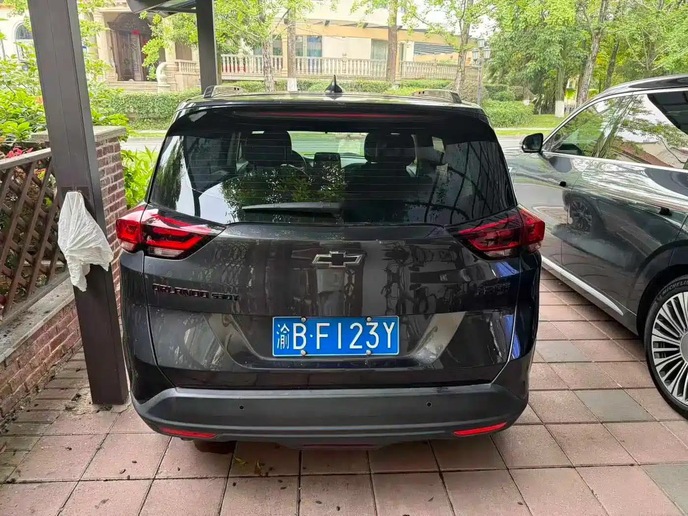 2020 Chevrolet Orlando Mild Hybrid Redline 530T Automatic Luxury Edition (5+2 models) — миниатюра 2