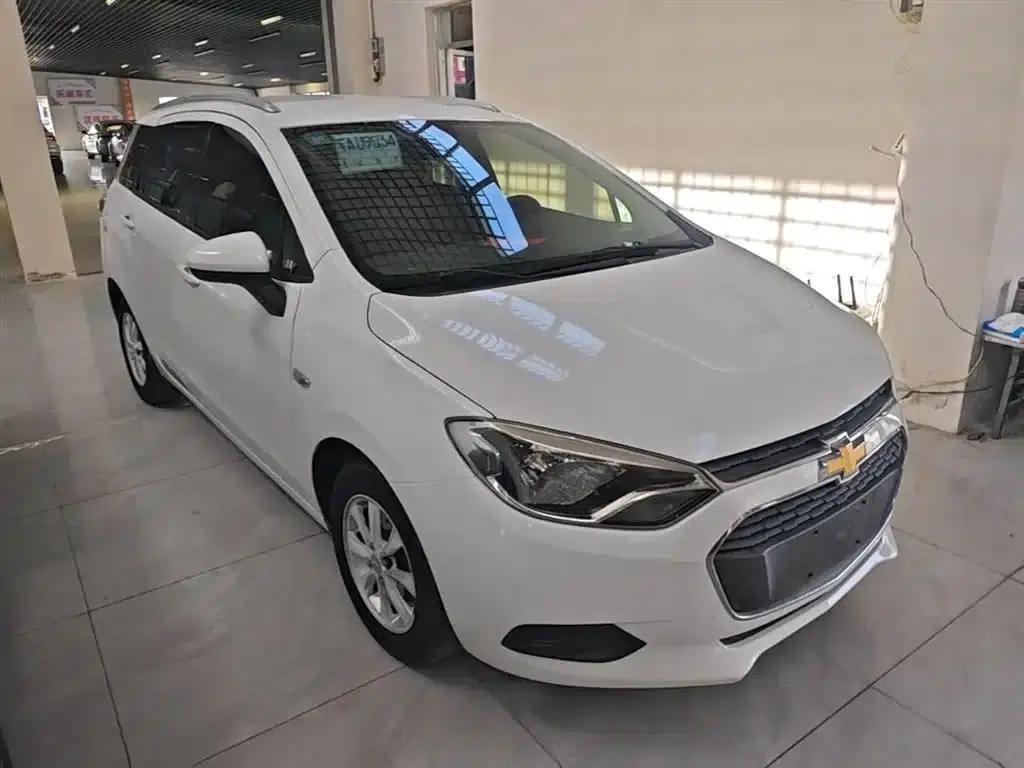 Chevrolet Aveo RV 2016 1.5L Automatic Comfortline Edition — миниатюра 4