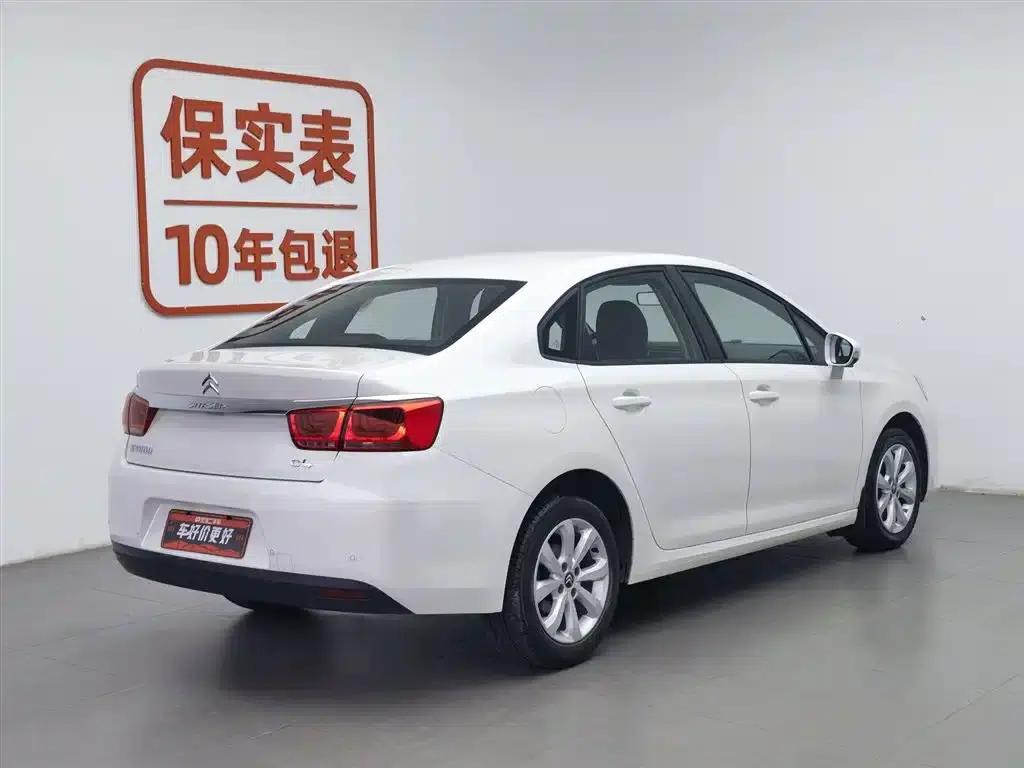 Citroën C4 Sega 2016 1.6L Manual Comfort Edition — миниатюра 2