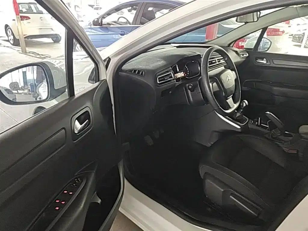 Citroën C4 2018 1.6L Manual Comfort Edition — миниатюра 16
