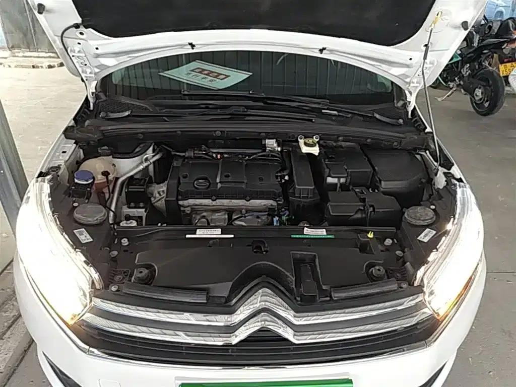 Citroën C4 2018 1.6L Manual Comfort Edition — миниатюра 20