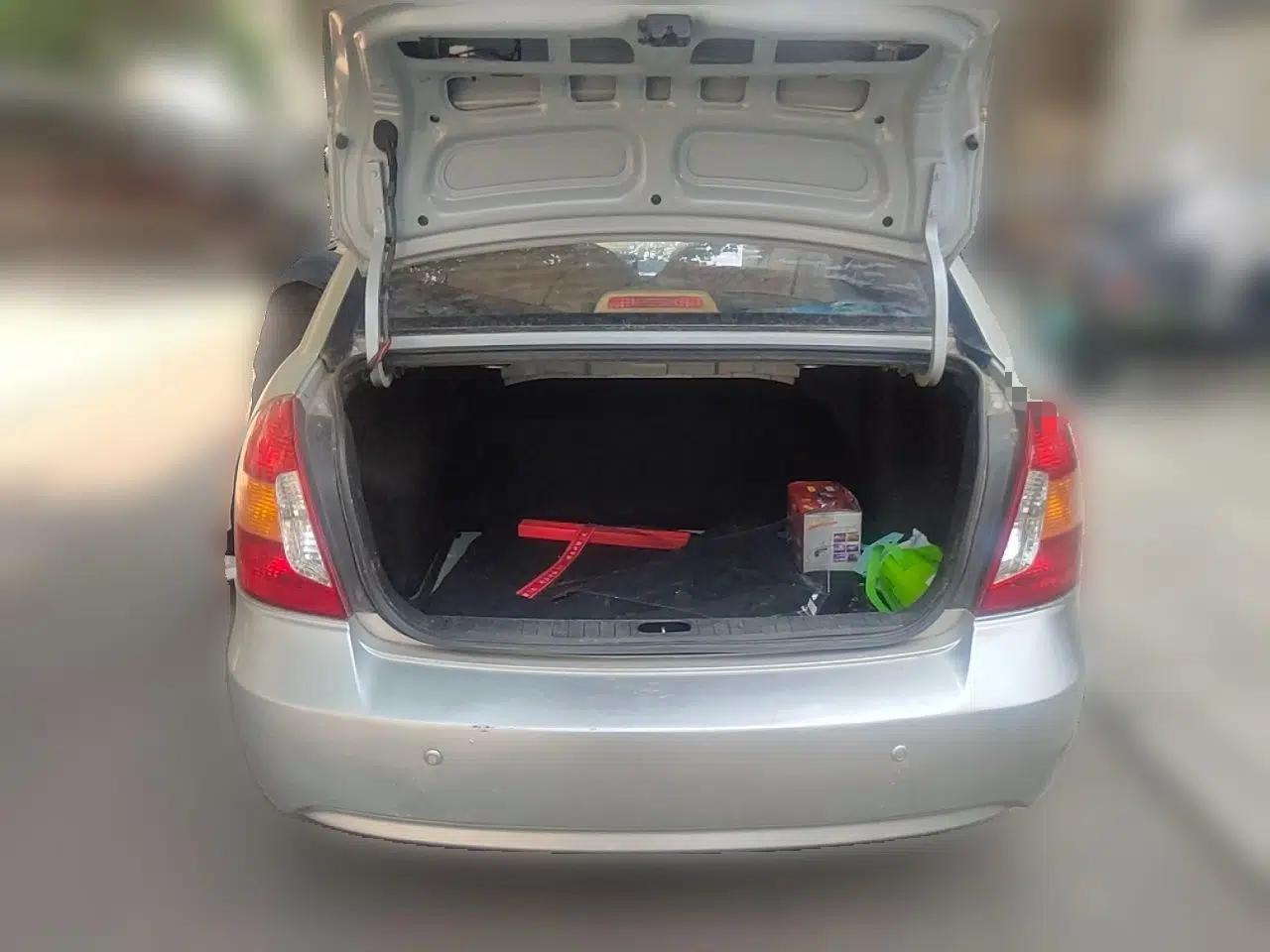 Hyundai Accent 2008 1.4 Manual Comfort Edition — миниатюра 20