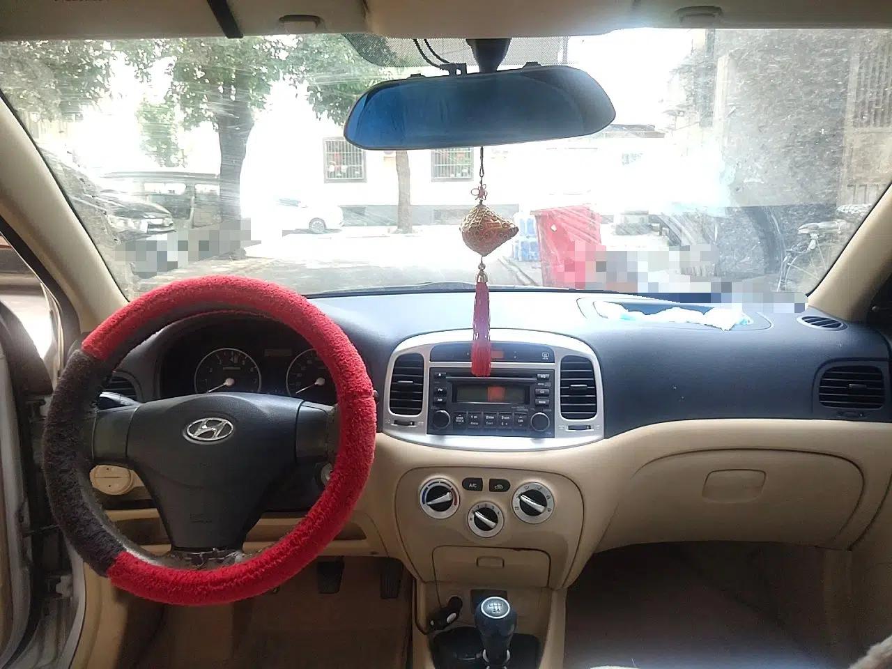 Hyundai Accent 2008 1.4 Manual Comfort Edition — миниатюра 10