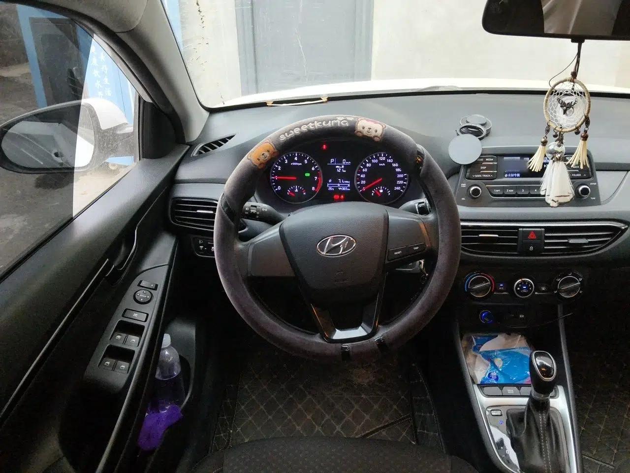 Hyundai Celesta 2020 1.6L Automatic GL Enjoyable Edition — миниатюра 11