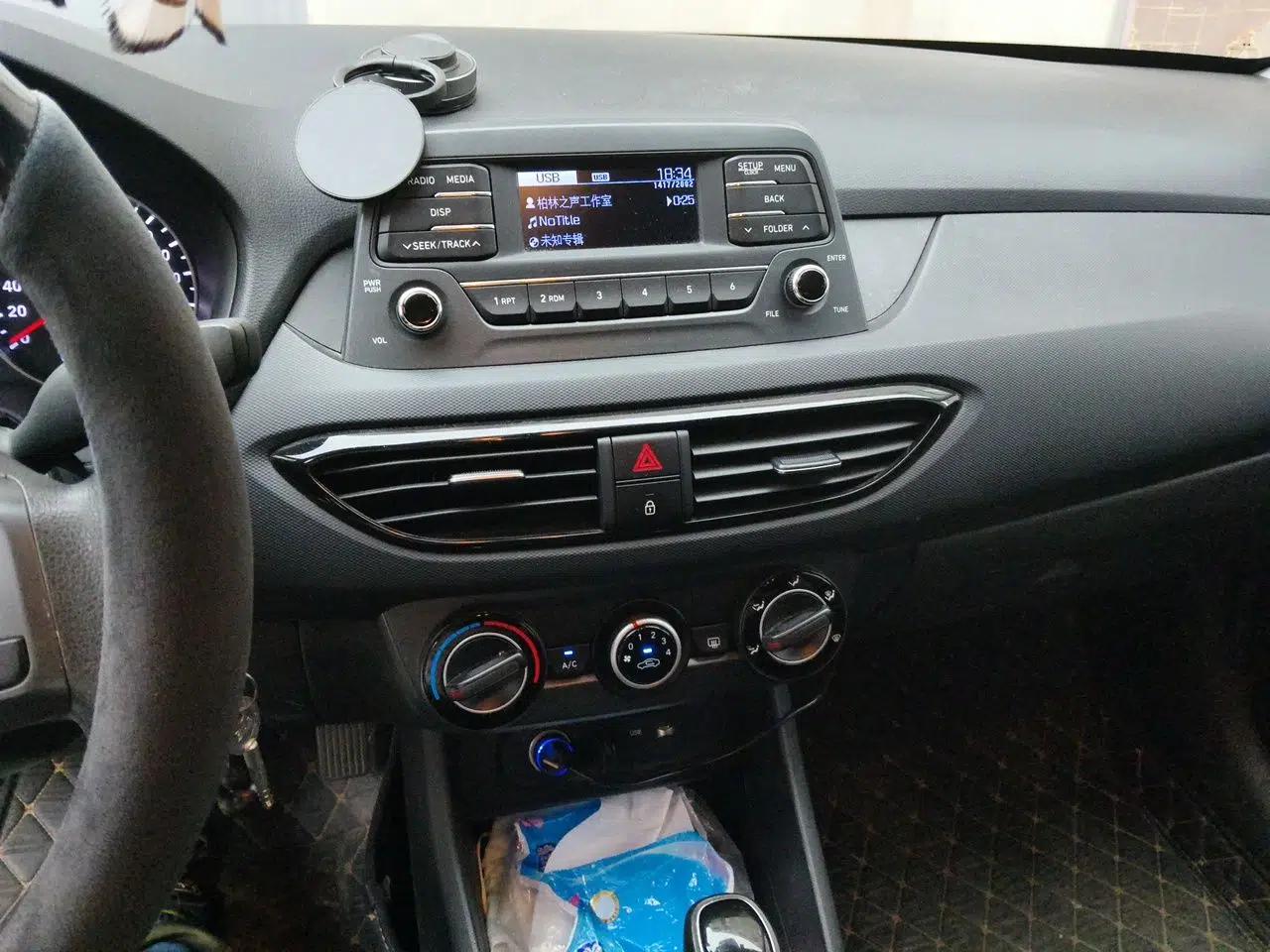 Hyundai Celesta 2020 1.6L Automatic GL Enjoyable Edition — миниатюра 14