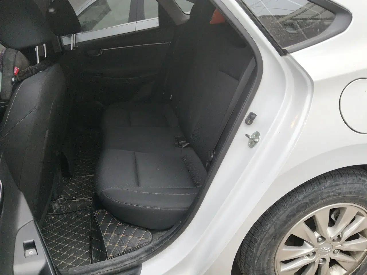 Hyundai Celesta 2020 1.6L Automatic GL Enjoyable Edition — миниатюра 18