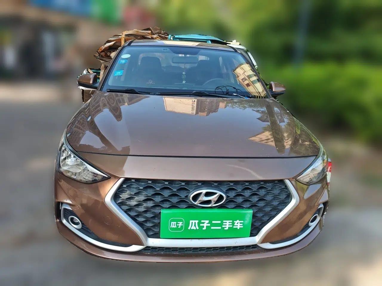 Hyundai Celesta 2017 1.6L Automatic Enjoyment Version GLS — миниатюра 2