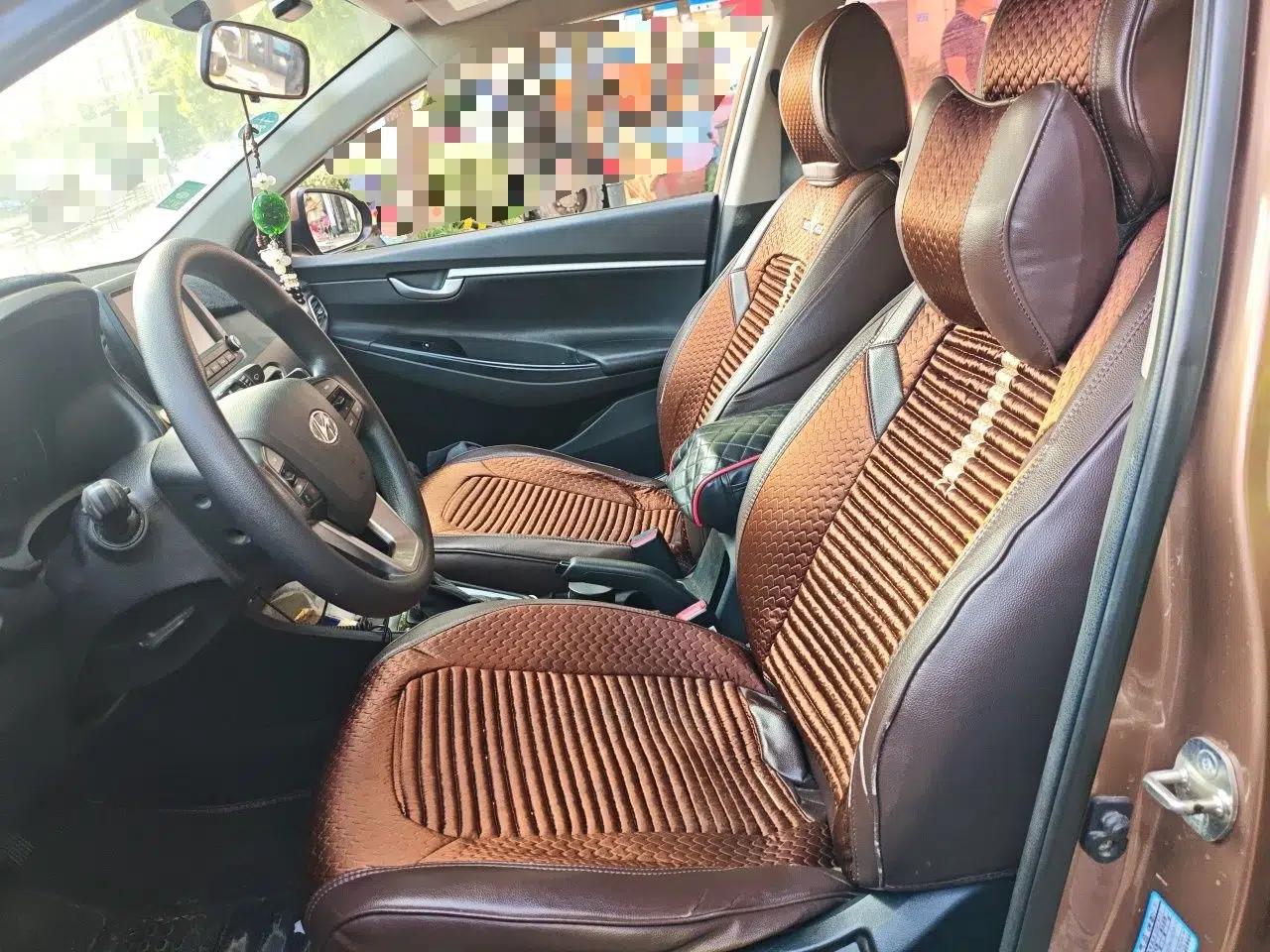 Hyundai Celesta 2017 1.6L Automatic Enjoyment Version GLS — миниатюра 16