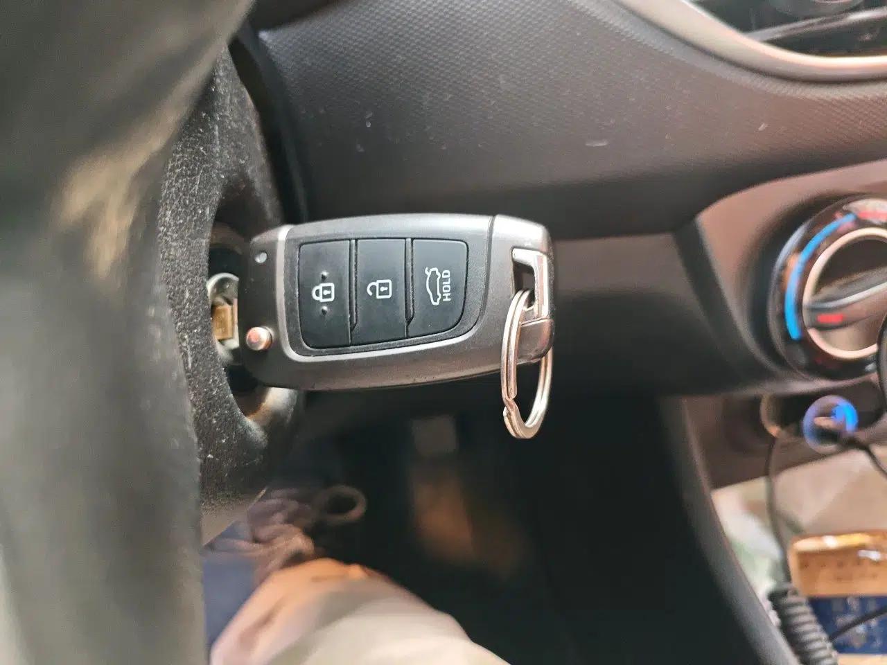 Hyundai Celesta 2017 1.6L Automatic Enjoyment Version GLS — миниатюра 9