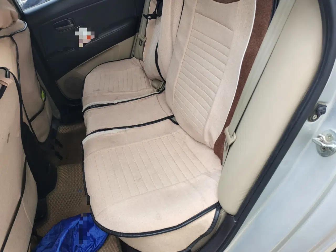 Hyundai Celesta 2011 1.6L Automatic Comfort Edition — миниатюра 18