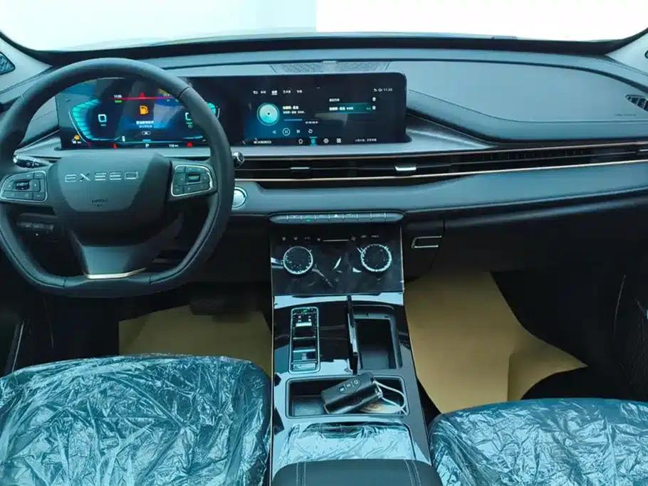 Exeed C-DM 2022 1.5TCI-DHT 105KM Wind Chaser Edition — миниатюра 12