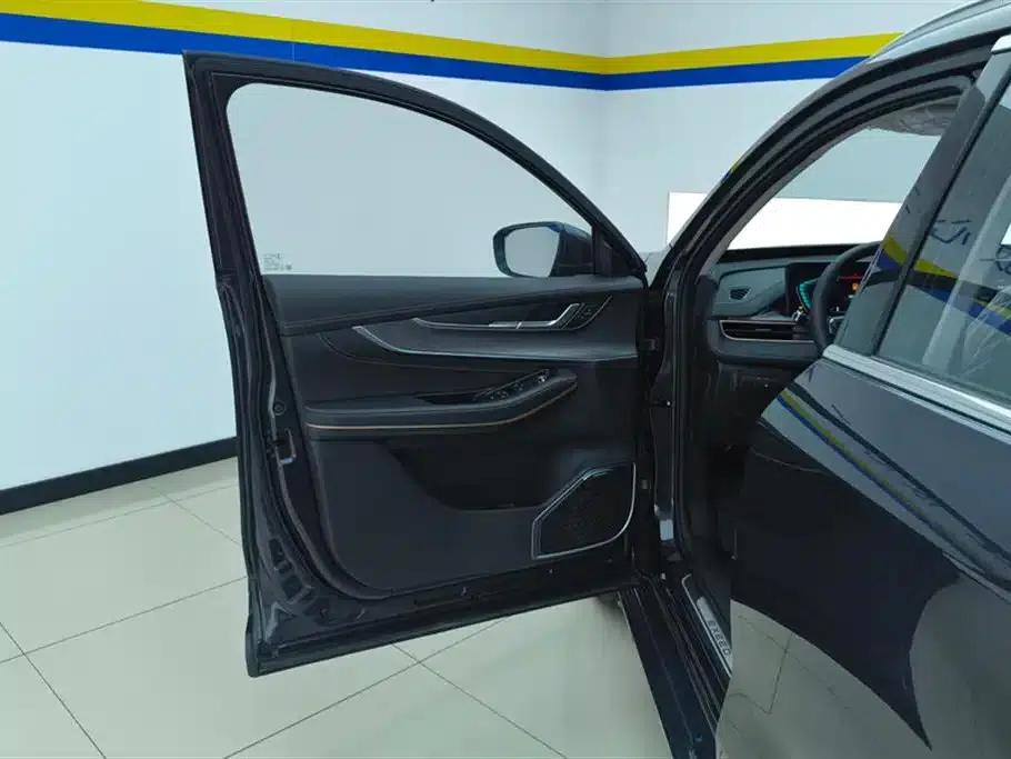 Exeed C-DM 2022 1.5TCI-DHT 105KM Wind Chaser Edition — миниатюра 7