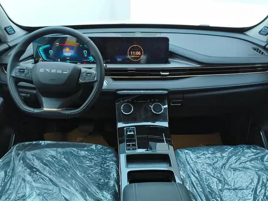 Exeed C-DM 2022 1.5TCI-DHT 105KM Wind Chaser Edition — миниатюра 12