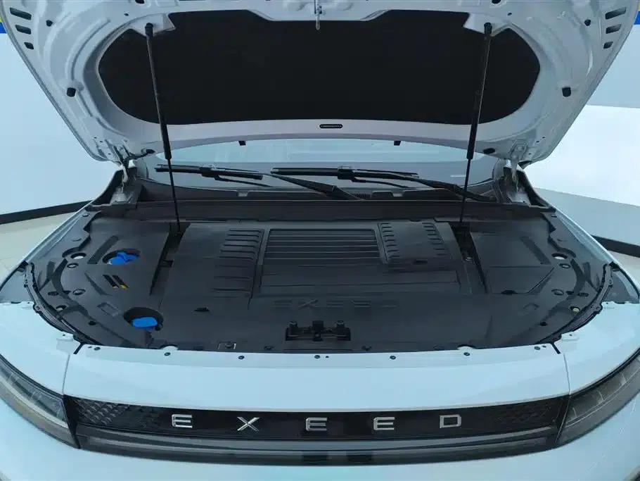 Exeed C-DM 2022 1.5TCI-DHT 105KM Wind Chaser Edition — миниатюра 10