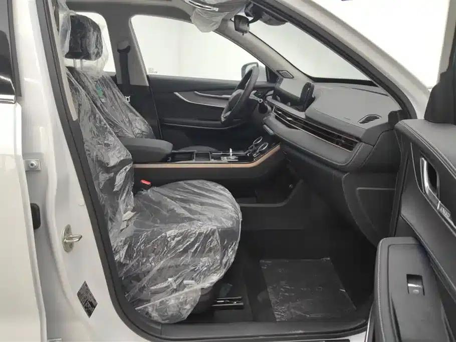 Exeed C-DM 2022 1.5TCI-DHT 105KM Wind Chaser Edition — миниатюра 8