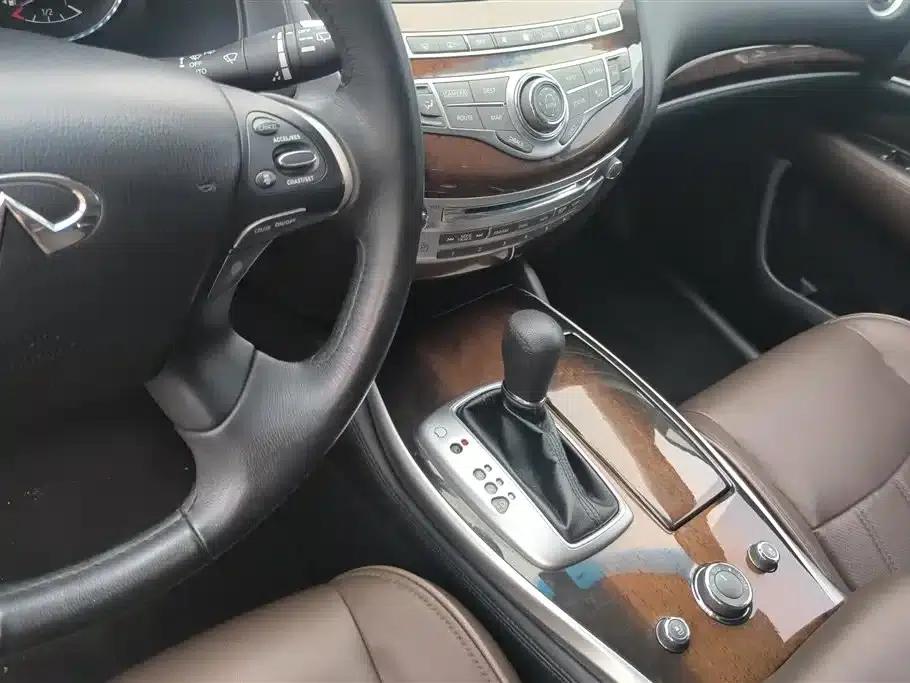 Infiniti QX60 (Imported) 2014 2.5 S/C Hybrid AWD All-Terrain Edition — миниатюра 16