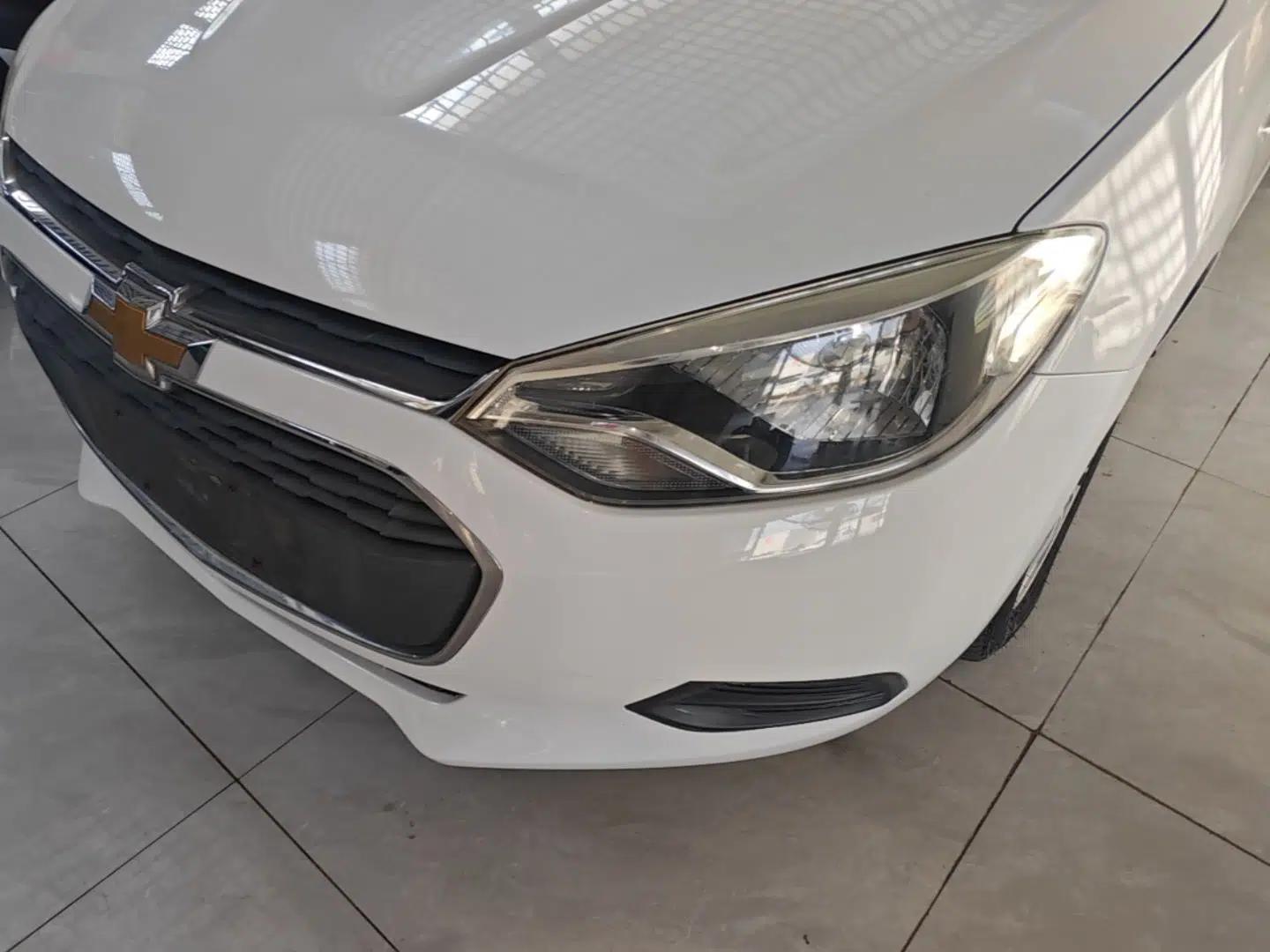 Chevrolet Lova RV 2016 1.5L Automatic Comfort Edition — миниатюра 5