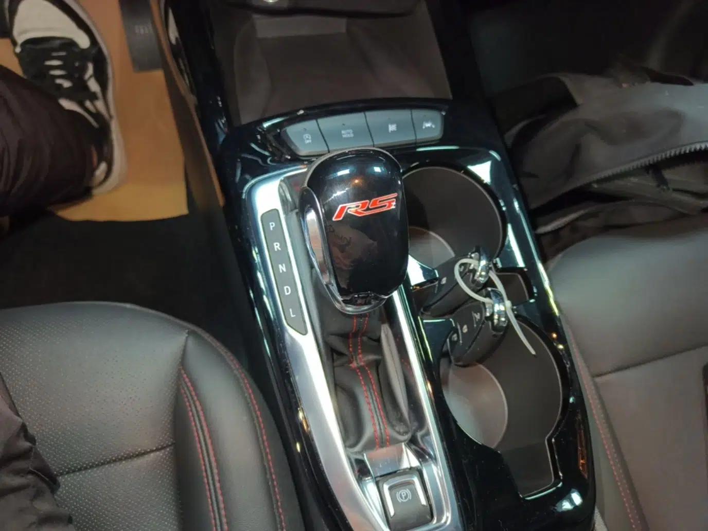 Chevrolet Seeker 2022 1.5T CVT RS Bee Wave Edition — миниатюра 17