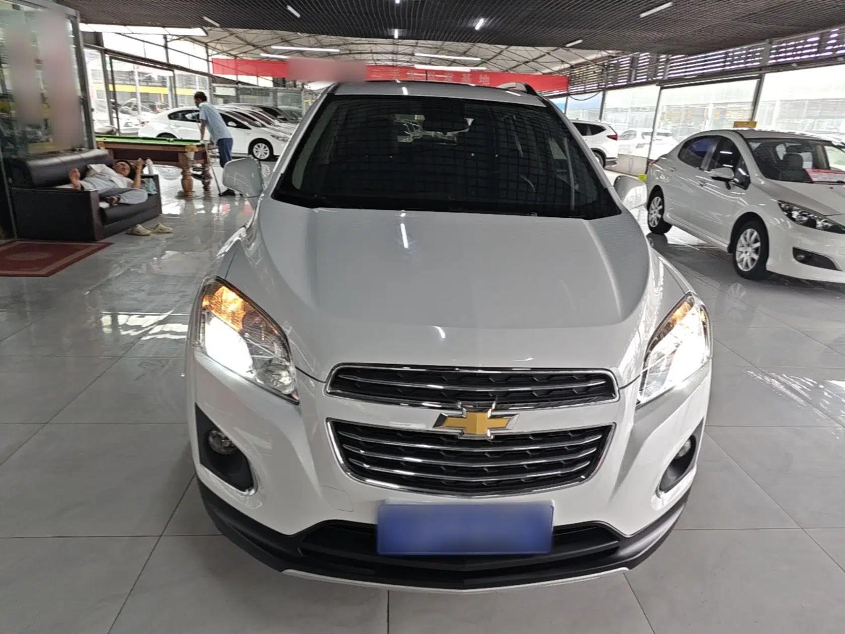 Chevrolet Trax 2016 1.4T Automatic Two-Wheel Drive Luxury Version — миниатюра 2